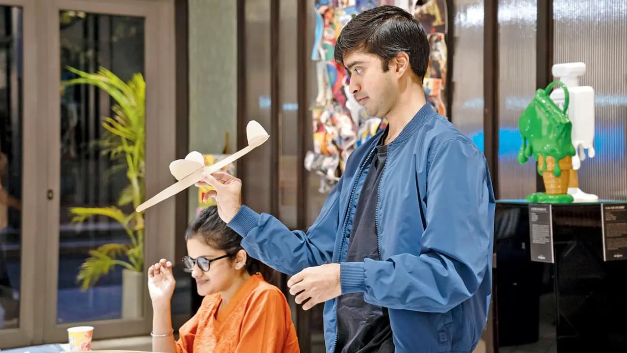 Attend this unique workshop to learn how to make aircraft models in Mumbai